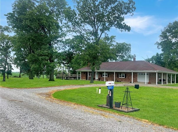 12973 207th Trail, Blackburn, MO 65321