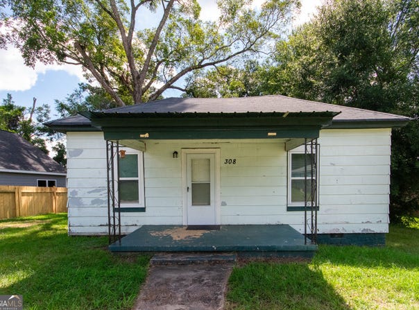 308 Poplar, Hogansville, GA 30230