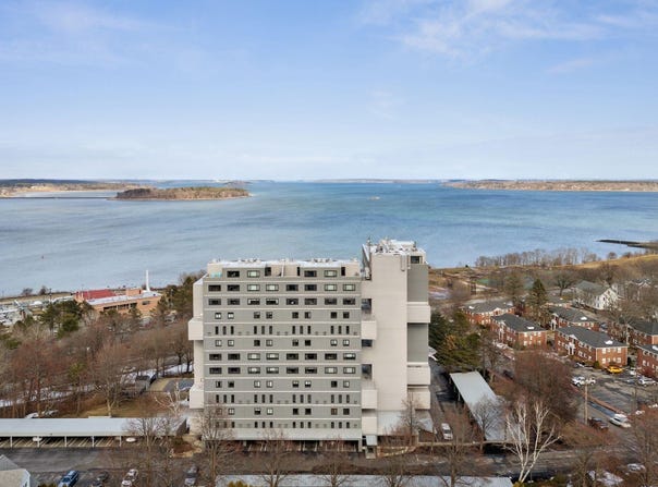 340 Eastern Promenade, Portland, ME 04101