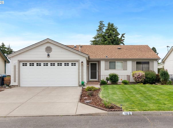 163 W CLACKAMAS CIR, Woodburn, OR 97071