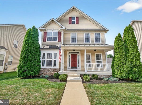 225 COLONIAL DRIVE, CHARLES TOWN, WV 25414