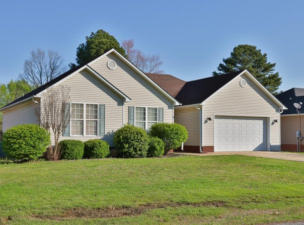 112 Jenna Brooke, Martin, TN 38237