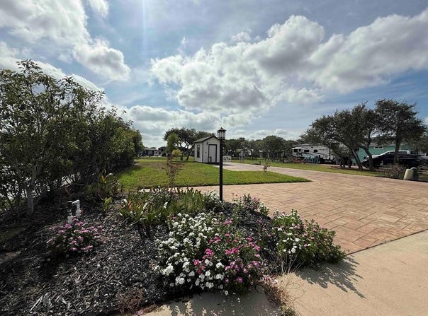 104 Augusta Circle, Aransas Pass, TX 78336