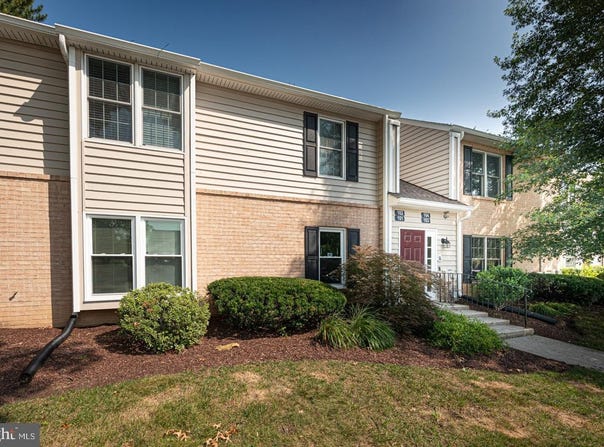 104 MEADOW COURT, GLEN MILLS, PA 19342