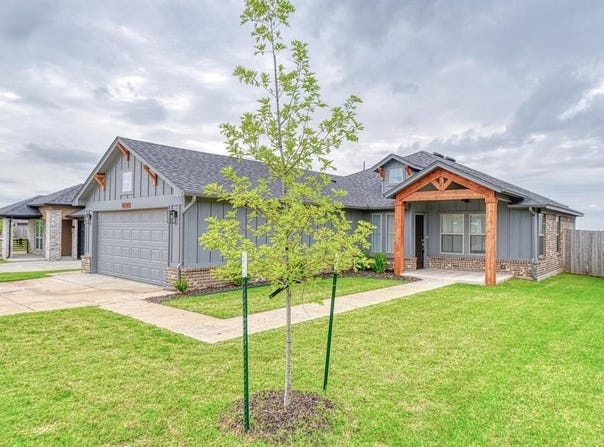 12712 NW 4th Street, Yukon, OK 73099