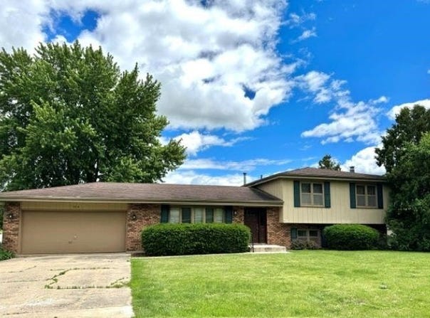 2315 Mallard Dr, FREEPORT, IL 61032