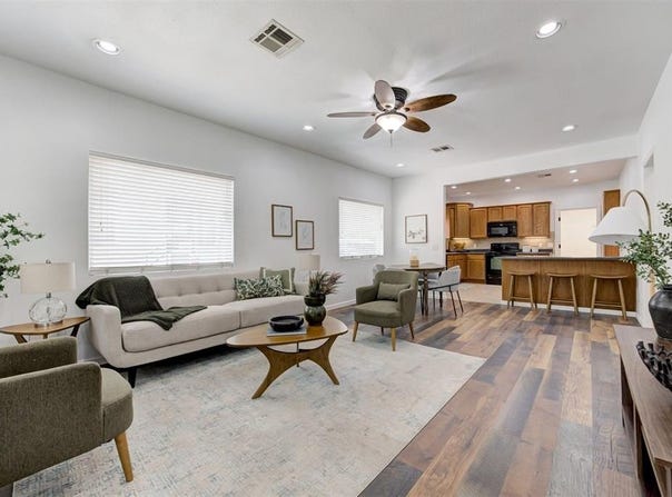 825 Elm Avenue, Yukon, OK 73099