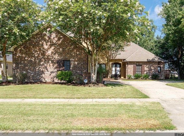 13627 Forest Lawn Dr, Prairieville, LA 70769
