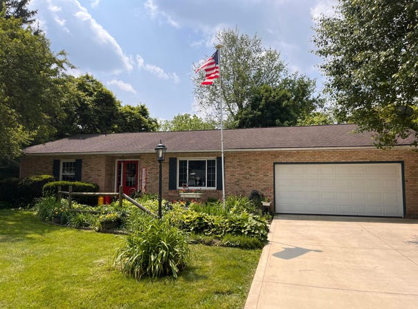 49 Kenwick Circle, Granville, OH 43023