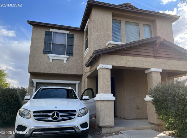 7059 S Ladys Thumb Lane, Tucson, AZ 85756