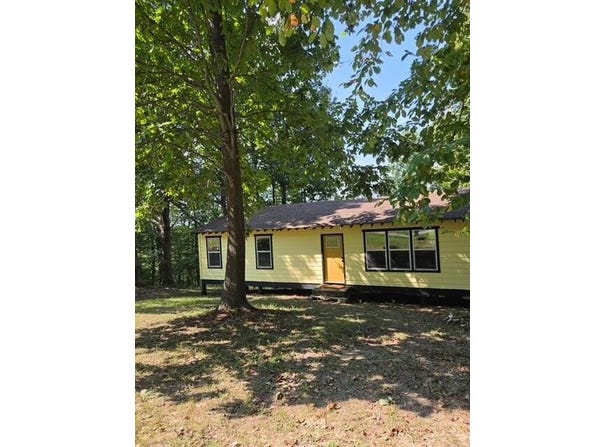 465 Sunset Ridge Ln., Hilham, TN 38568