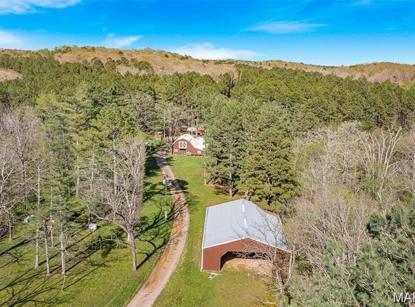 S-k Ranch 858 Wayne RM, Silva, MO 63964