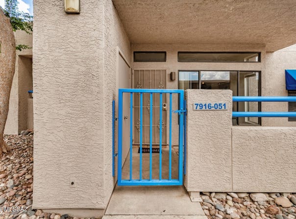 7916 E Colette Circle, Tucson, AZ 85710