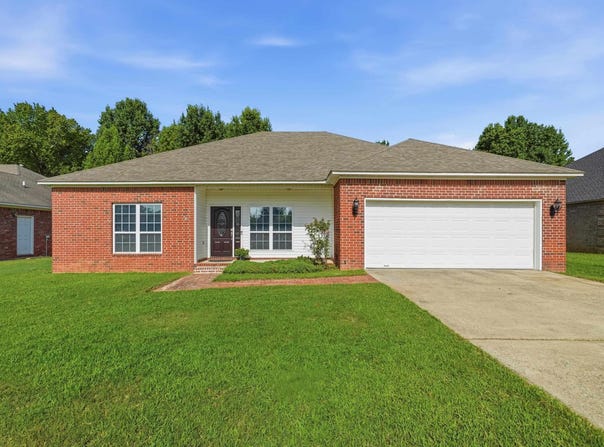 55 Waterloo Loop, Vilonia, AR 72173