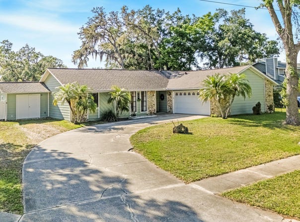 960 Tall Pine Drive, Port Orange, FL 32127