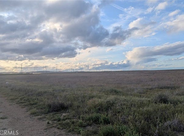 1 Utica, CA 93239