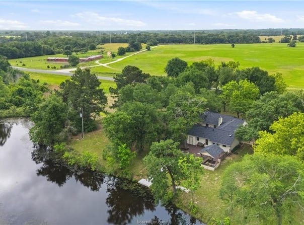2365 S FM 46, Franklin, TX 77856