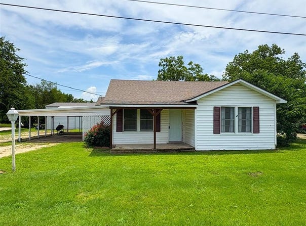 6564 lone star Parkway N, Crawford, TX 76638