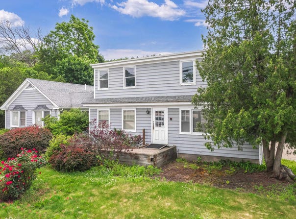 745 Central Avenue, Dover, NH 03820