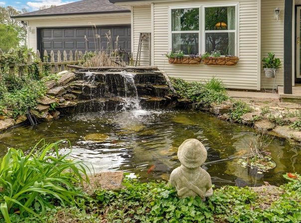 2942 Mount Carmel Road, Clever, MO 65631