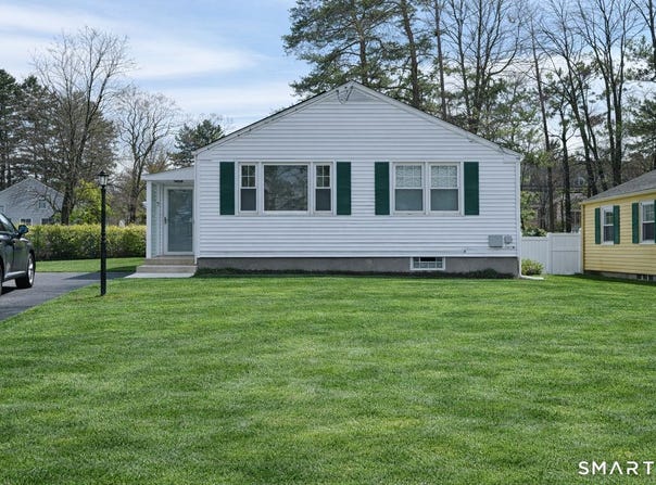 158 Colton Street, Windsor, CT 06095
