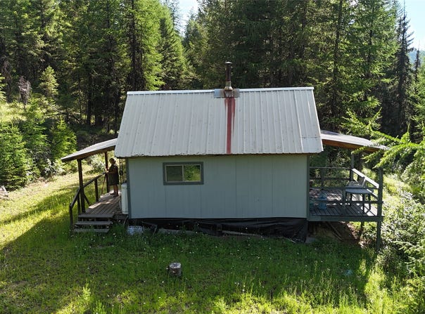 1100 Alpine Valley Road, Trego, MT 59934