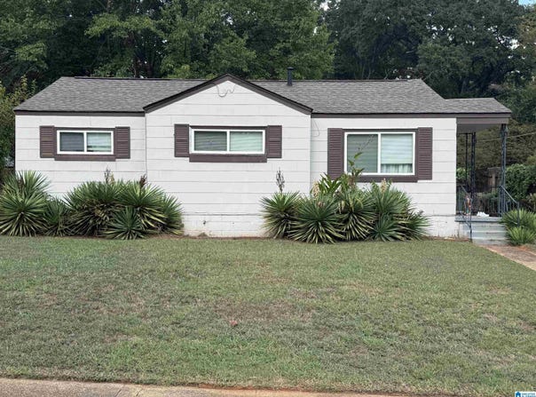925 GARYWOOD PLACE, HUEYTOWN, AL 35023