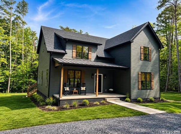 281 Powhatan Road, Clarksville, VA 23927