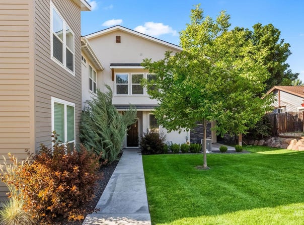 74 E Ranch Dr, Eagle, ID 83616