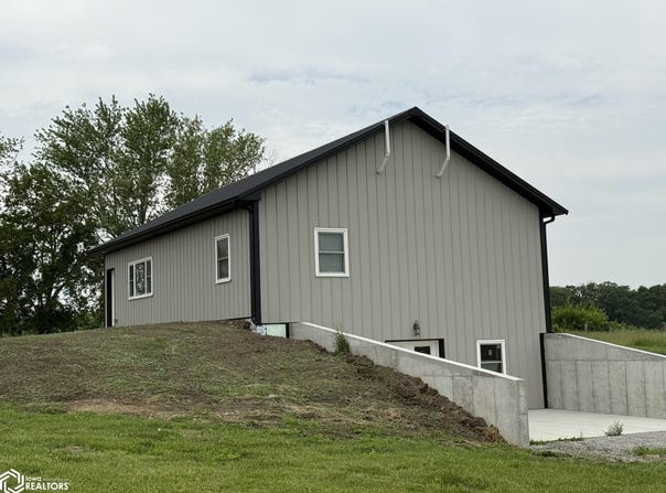 3113 Mormon Trail, Weldon, IA 50264