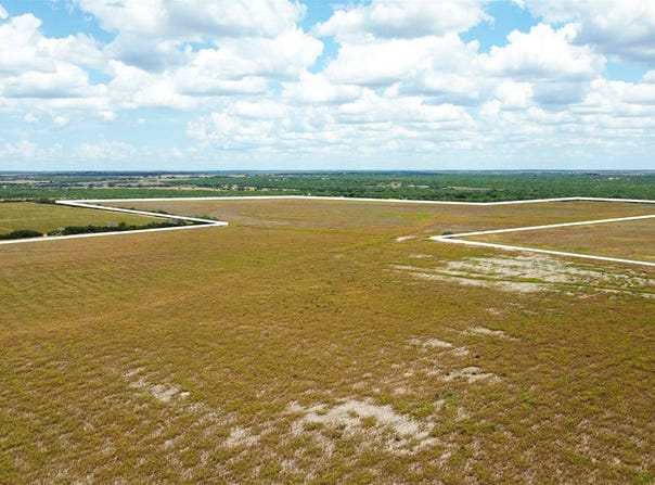 CR 321, George West, TX 78022