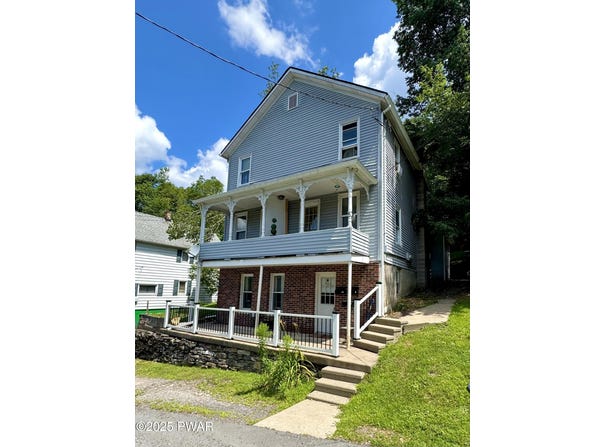 68 Owego Street, Fell Township, PA 18407