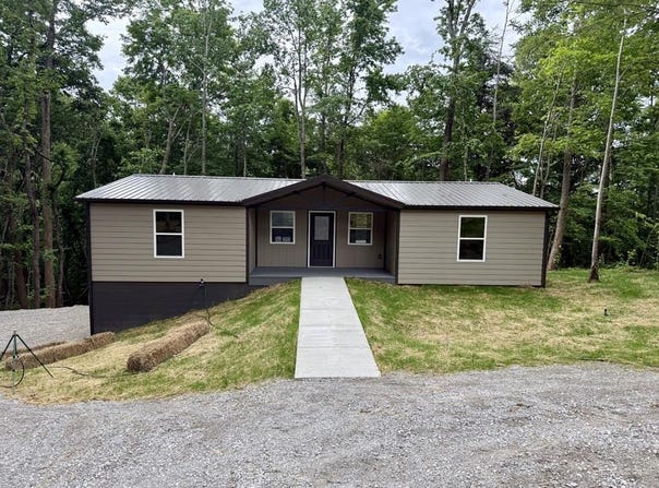 484 Spencer Dr., Spencer, TN 38585