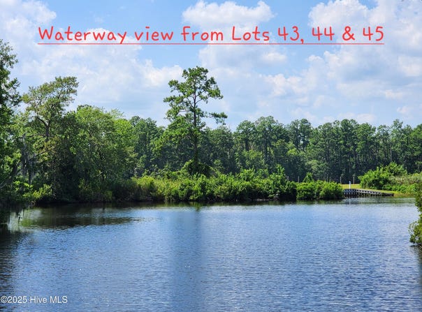 243 Highwood Lane, New Bern, NC 28562