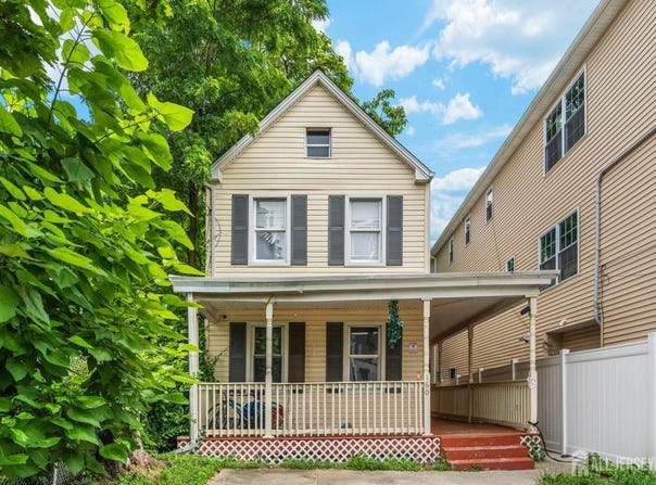 160 Fairmount Avenue, Newark, NJ 07103
