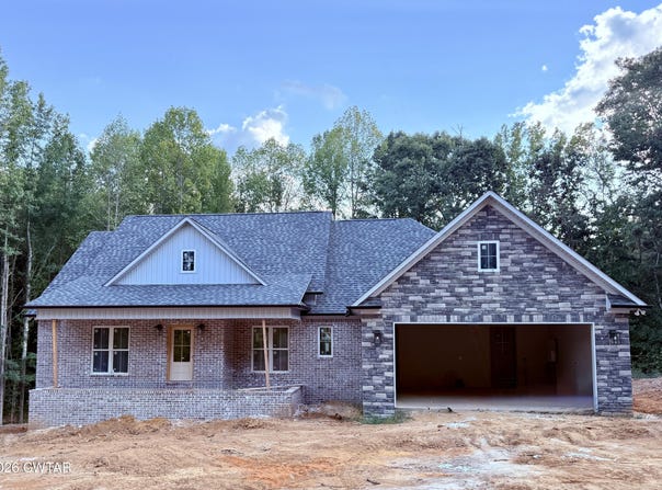 385 Greystone Cove, Henderson, TN 38340