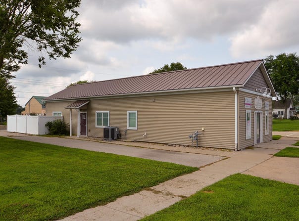 1201 S Beaumont Road, Prairie du Chien, WI 53821