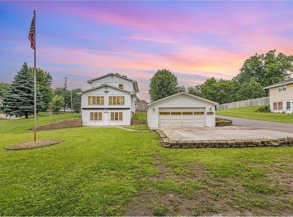5870 Lynwood Boulevard, Mound, MN 55364