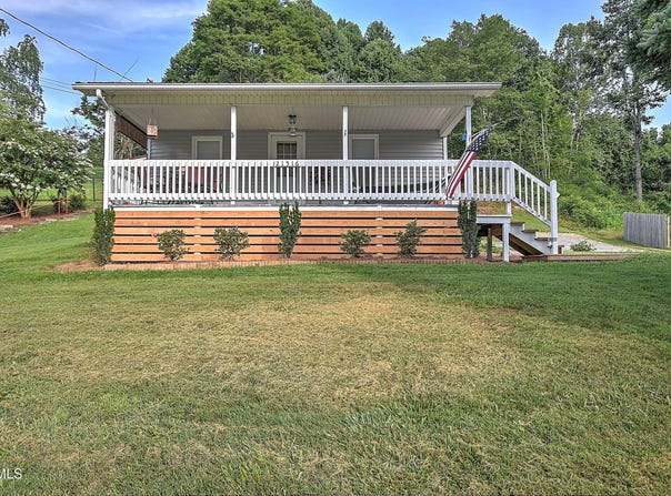 21516 Benhams Road, Bristol, VA 24202