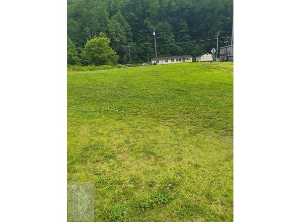 Jean St, COALWOOD, WV 24801