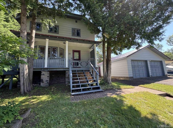 33 Michigan, Montreal, WI 54550