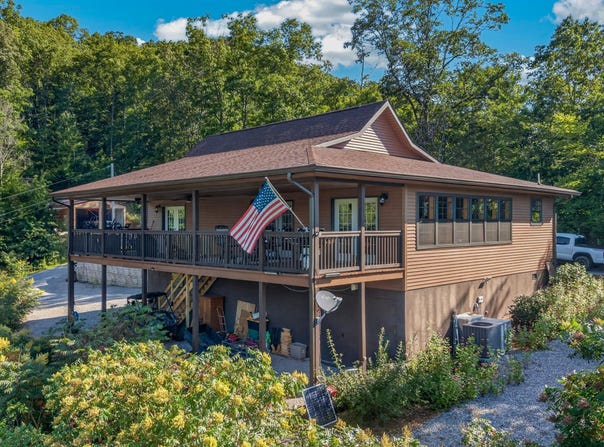 7020 Caney Valley Road, Tazewell, TN 37879