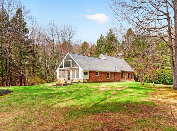 24 Solomon Drive, Gorham, ME 04038