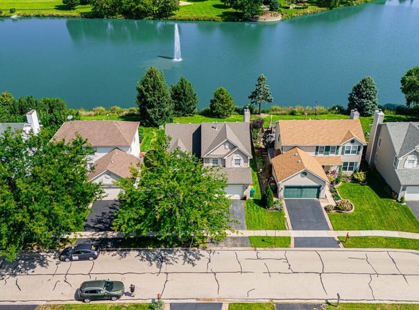 14053 S Lakeridge Drive, Plainfield, IL 60544