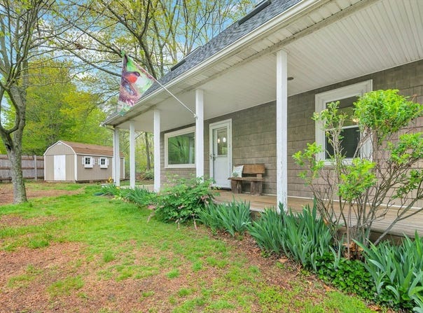 587 Essex Ave, Gloucester, MA 01930