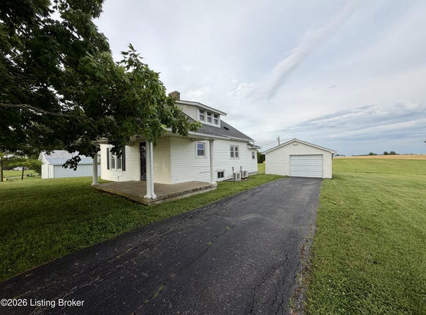 460 Lawrenceburg Loop, Bloomfield, KY 40008