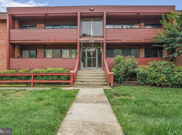 1509 S GEORGE MASON DRIVE, ARLINGTON, VA 22204
