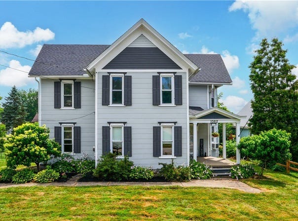 10812 Main Street, Mantua, OH 44255