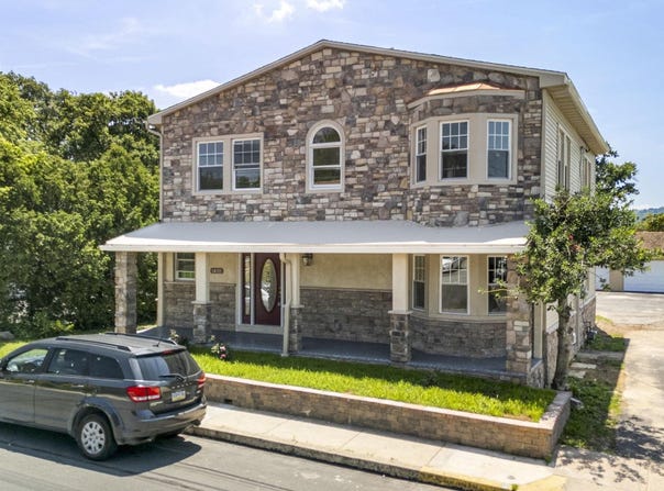 1432 FRUSH VALLEY ROAD, READING, PA 19605