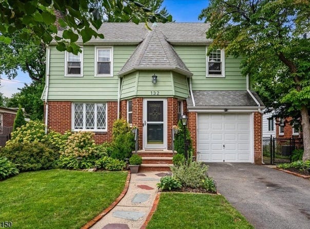 132 Lindbergh Blvd, Bloomfield Twp., NJ 07003-4500